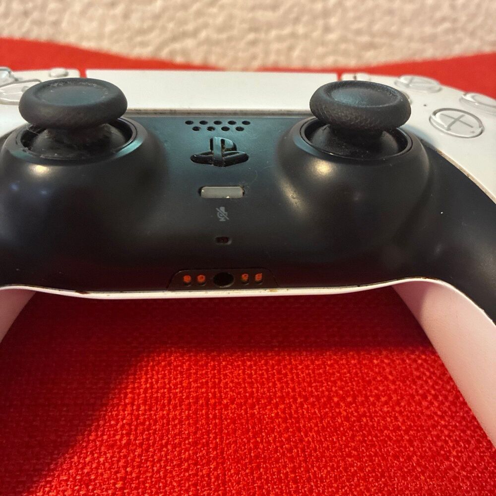Sony PlayStation 5 PS5 DualSense Wireless Controller White - Picture 6 of 6